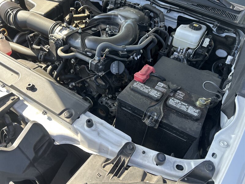 2005 Ford F-250 Super Duty Lariat 4dr Crew Cab Lariat - Photo 58 - Cleveland, GA 30528