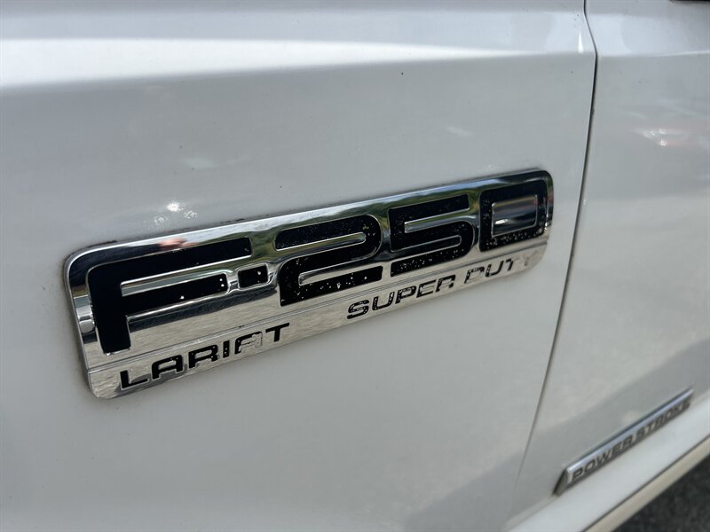 2023 Toyota Tacoma Lariat - Photo 18 - Cleveland, GA 30528