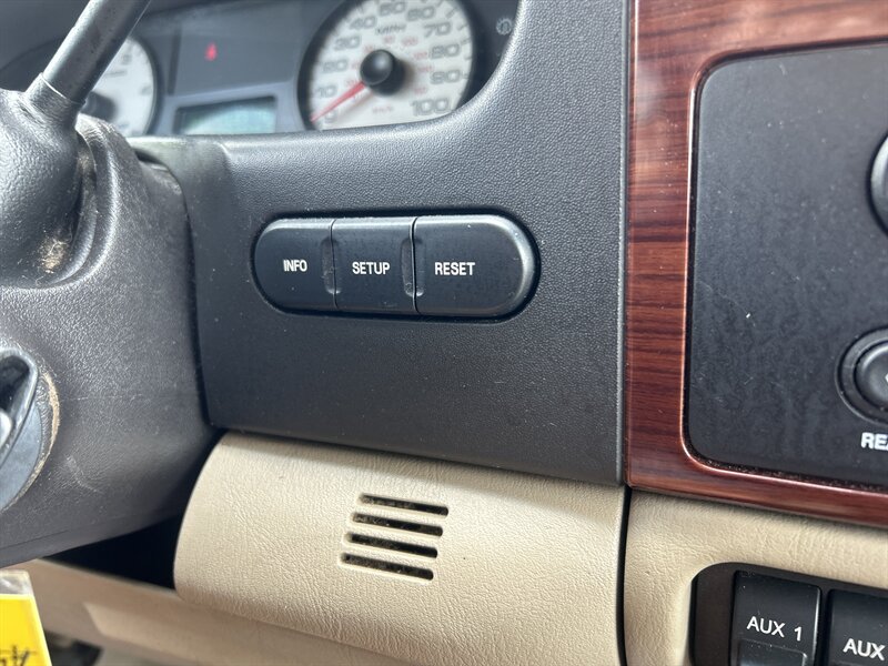 2005 Ford F-250 Lariat - Photo 28 - Cleveland, GA 30528