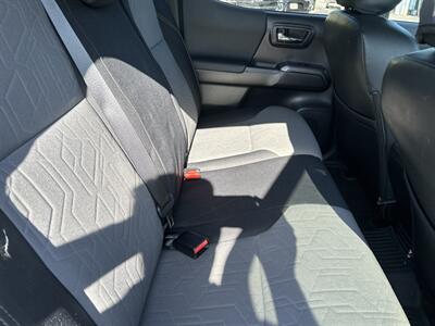 2005 Ford F-250 Super Duty Lariat 4dr Crew Cab Lariat - Photo 49 - Cleveland, GA 30528
