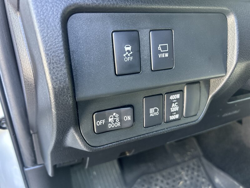2005 Ford F-250 Super Duty Lariat 4dr Crew Cab Lariat - Photo 15 - Cleveland, GA 30528