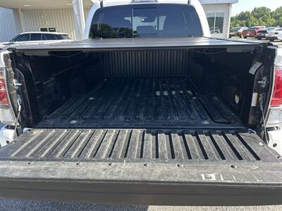 2005 Ford F-250 Super Duty Lariat 4dr Crew Cab Lariat - Photo 44 - Cleveland, GA 30528