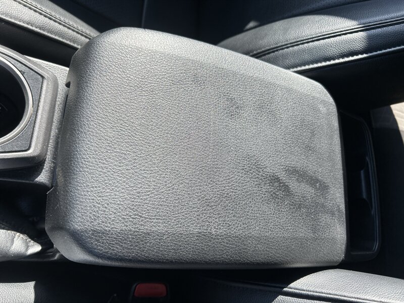 2005 Ford F-250 Super Duty Lariat 4dr Crew Cab Lariat - Photo 25 - Cleveland, GA 30528