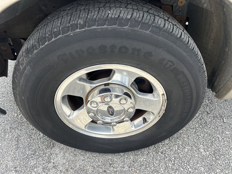 2005 Ford F-250 Lariat - Photo 16 - Cleveland, GA 30528