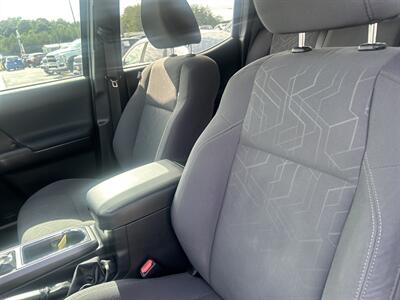 2019 Toyota Tacoma TRD Sport   - Photo 17 - Cleveland, GA 30528