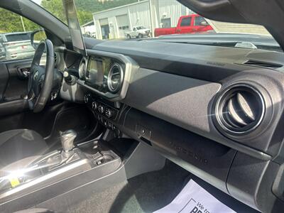 2019 Toyota Tacoma TRD Sport   - Photo 53 - Cleveland, GA 30528