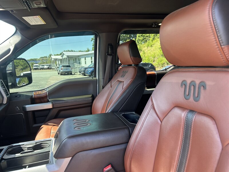 2021 Ford F-350 King Ranch - Photo 21 - Cleveland, GA 30528