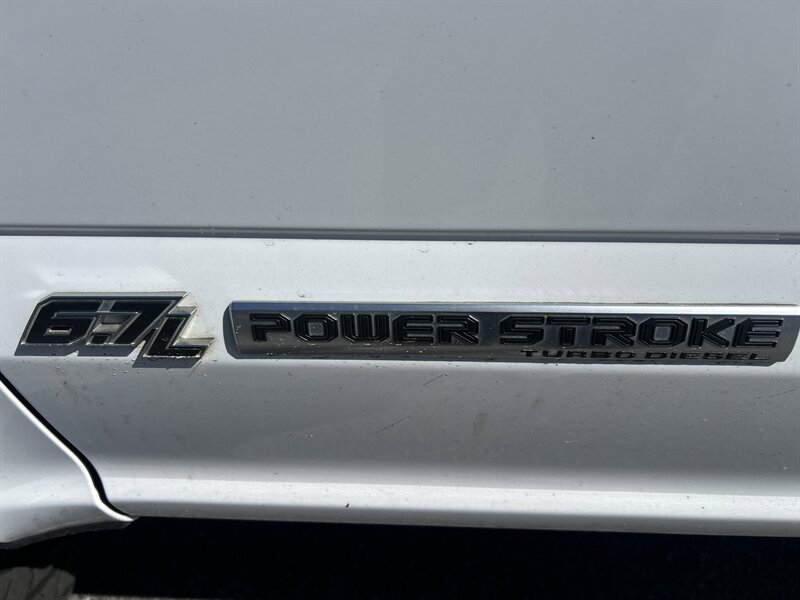 2021 Ford F-350 King Ranch - Photo 5 - Cleveland, GA 30528