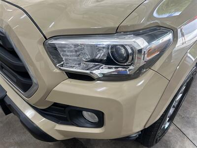 2017 Toyota Tacoma SR5   - Photo 8 - Cleveland, GA 30528