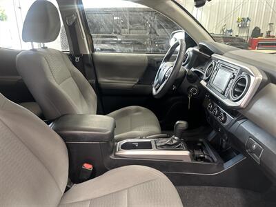2017 Toyota Tacoma SR5   - Photo 50 - Cleveland, GA 30528