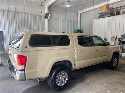 2017 Toyota Tacoma SR5   - Photo 5 - Cleveland, GA 30528