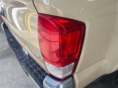 2017 Toyota Tacoma SR5   - Photo 39 - Cleveland, GA 30528