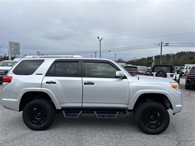 2013 Toyota 4Runner SR5   - Photo 8 - Cleveland, GA 30528