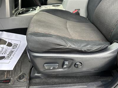 2013 Toyota 4Runner SR5   - Photo 16 - Cleveland, GA 30528