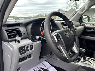 2013 Toyota 4Runner SR5   - Photo 17 - Cleveland, GA 30528