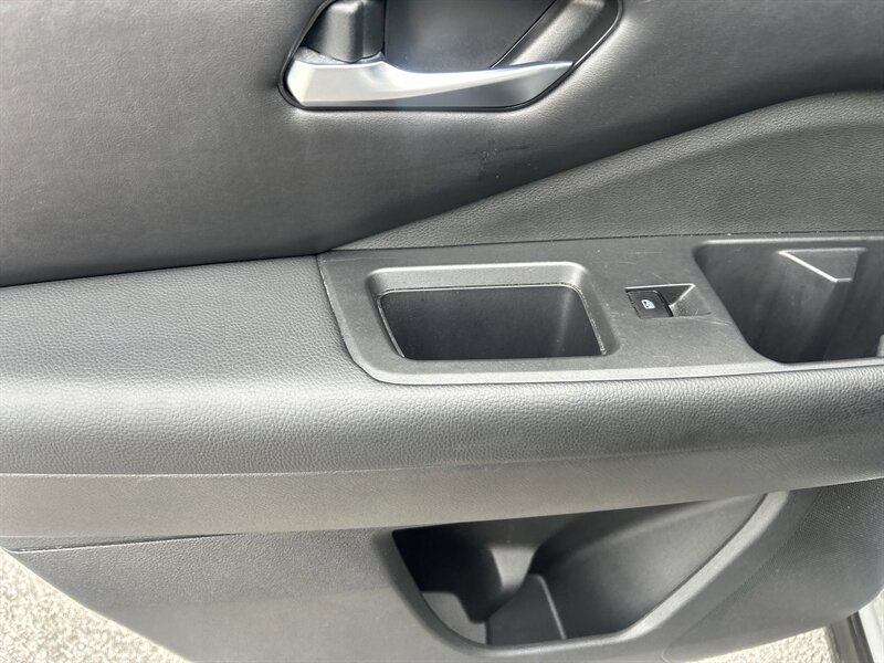 2022 Nissan Pathfinder SL - Photo 33 - Cleveland, GA 30528
