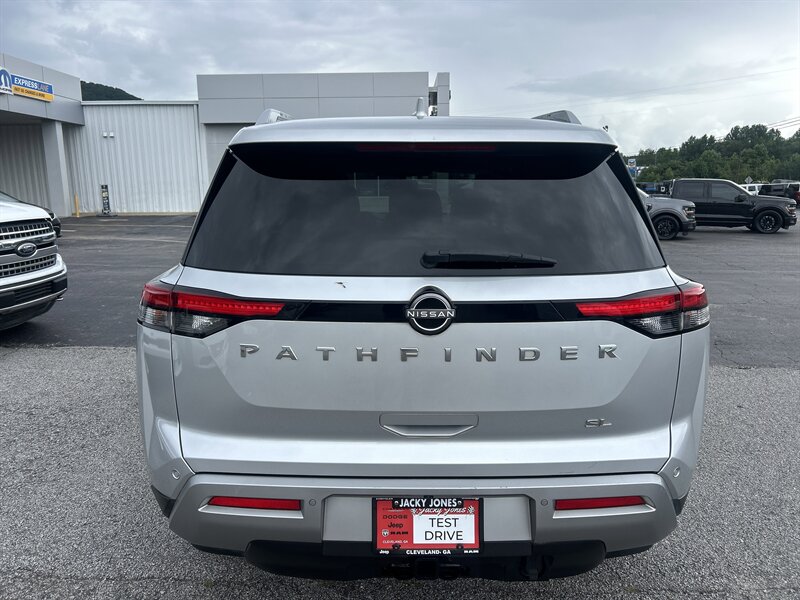 2022 Nissan Pathfinder SL - Photo 5 - Cleveland, GA 30528