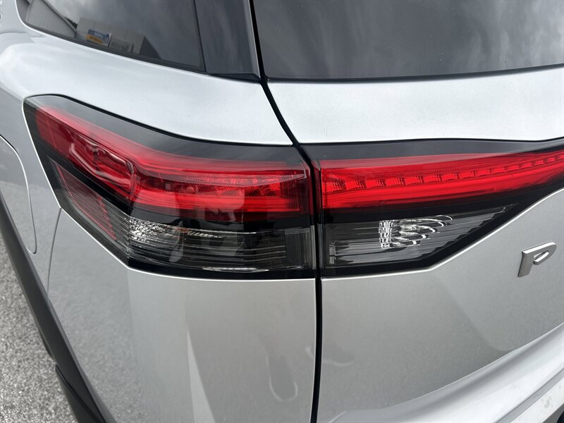 2022 Nissan Pathfinder SL - Photo 40 - Cleveland, GA 30528