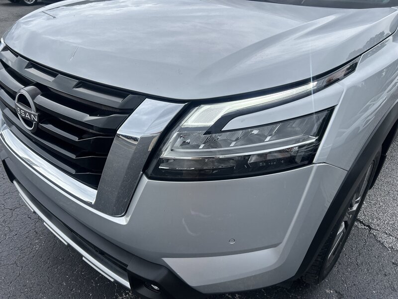 2022 Nissan Pathfinder SL - Photo 11 - Cleveland, GA 30528