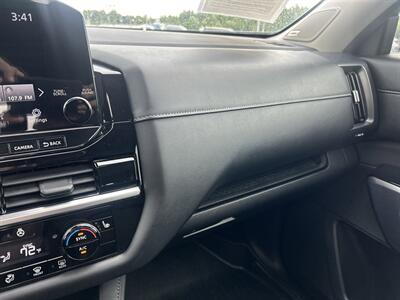 2022 Nissan Pathfinder SL - Photo 26 - Cleveland, GA 30528