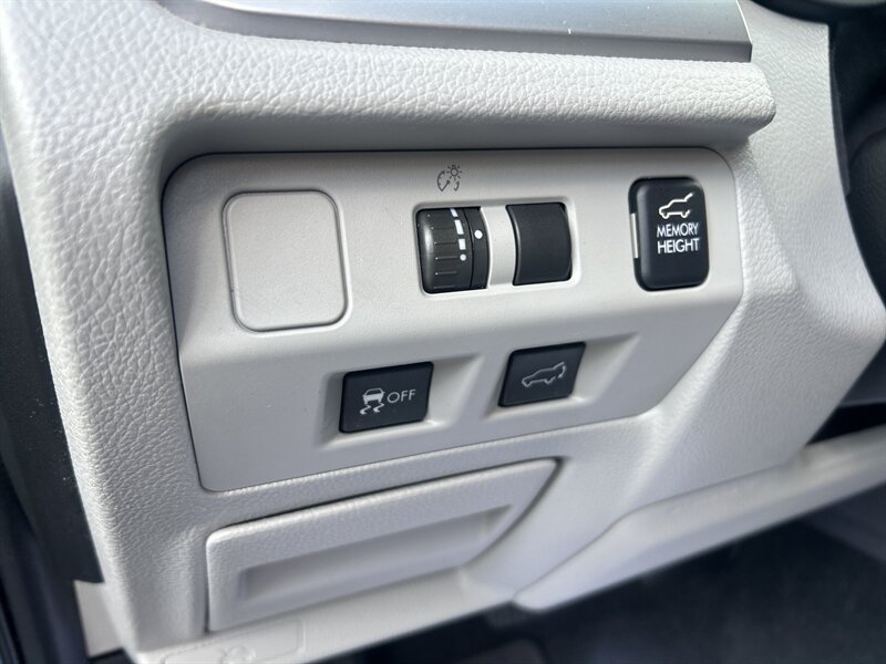 2014 Subaru Forester 2.5i Limited - Photo 15 - Cleveland, GA 30528