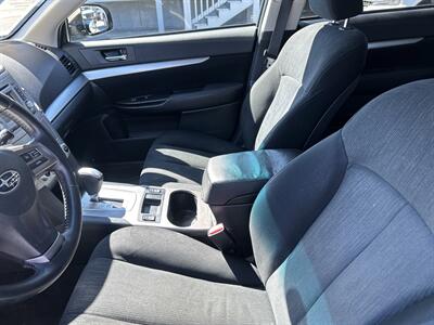 2014 Subaru Outback 2.5i Premium - Photo 21 - Cleveland, GA 30528