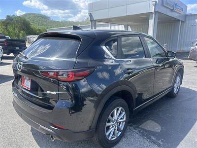 2022 Mazda CX-5 2.5 S Preferred Package   - Photo 6 - Cleveland, GA 30528
