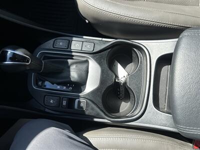 2017 Hyundai SANTA FE Limited Ultimate   - Photo 27 - Cleveland, GA 30528