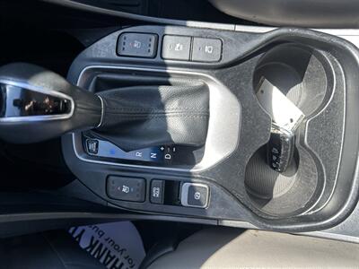 2017 Hyundai SANTA FE Limited Ultimate   - Photo 25 - Cleveland, GA 30528