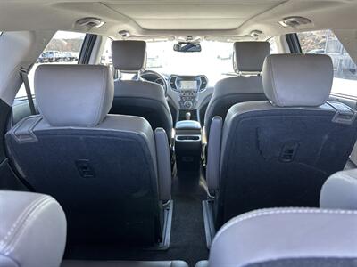 2017 Hyundai SANTA FE Limited Ultimate   - Photo 48 - Cleveland, GA 30528