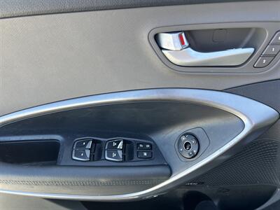 2017 Hyundai SANTA FE Limited Ultimate   - Photo 14 - Cleveland, GA 30528