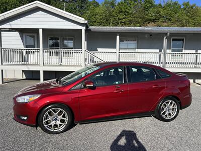 2015 Ford Focus SE   - Photo 2 - Cleveland, GA 30528