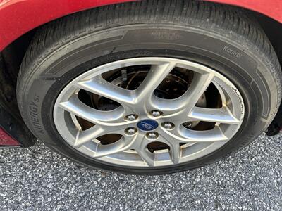 2015 Ford Focus SE   - Photo 39 - Cleveland, GA 30528