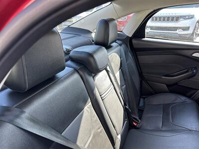 2015 Ford Focus SE   - Photo 34 - Cleveland, GA 30528