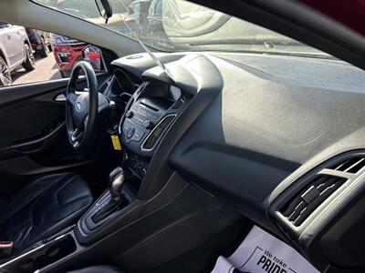 2015 Ford Focus SE   - Photo 36 - Cleveland, GA 30528