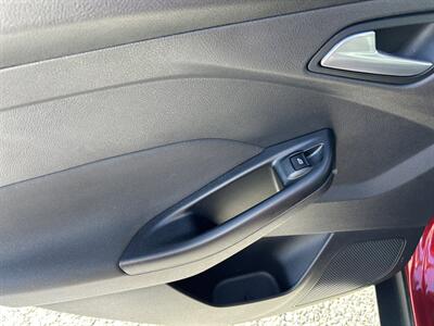 2015 Ford Focus SE   - Photo 25 - Cleveland, GA 30528