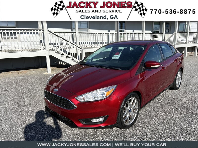 2015 Ford Focus SE   - Photo 1 - Cleveland, GA 30528