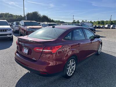 2015 Ford Focus SE   - Photo 6 - Cleveland, GA 30528