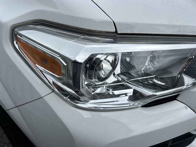 2022 Toyota Tacoma SR - Photo 36 - Cleveland, GA 30528