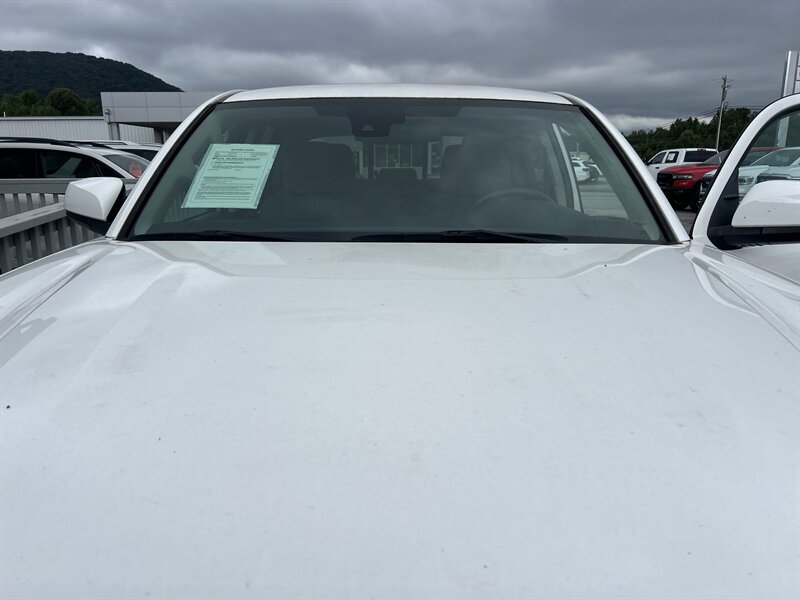2022 Toyota Tacoma SR - Photo 37 - Cleveland, GA 30528