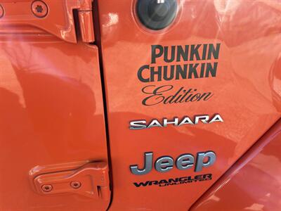 2018 Jeep Wrangler Unlimited Sahara   - Photo 63 - Cleveland, GA 30528