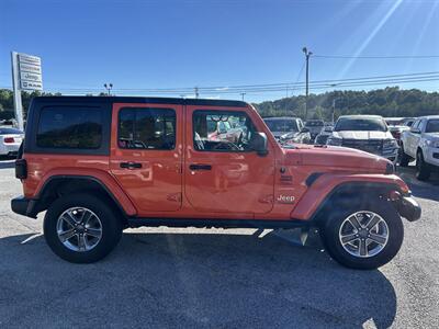 2018 Jeep Wrangler Unlimited Sahara   - Photo 9 - Cleveland, GA 30528