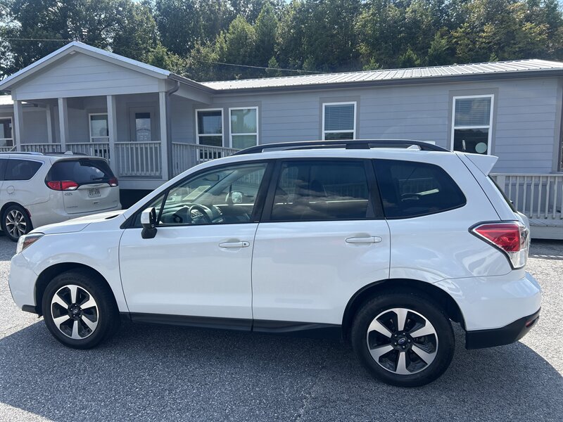2018 Subaru Forester Premium - Photo 3 - Cleveland, GA 30528