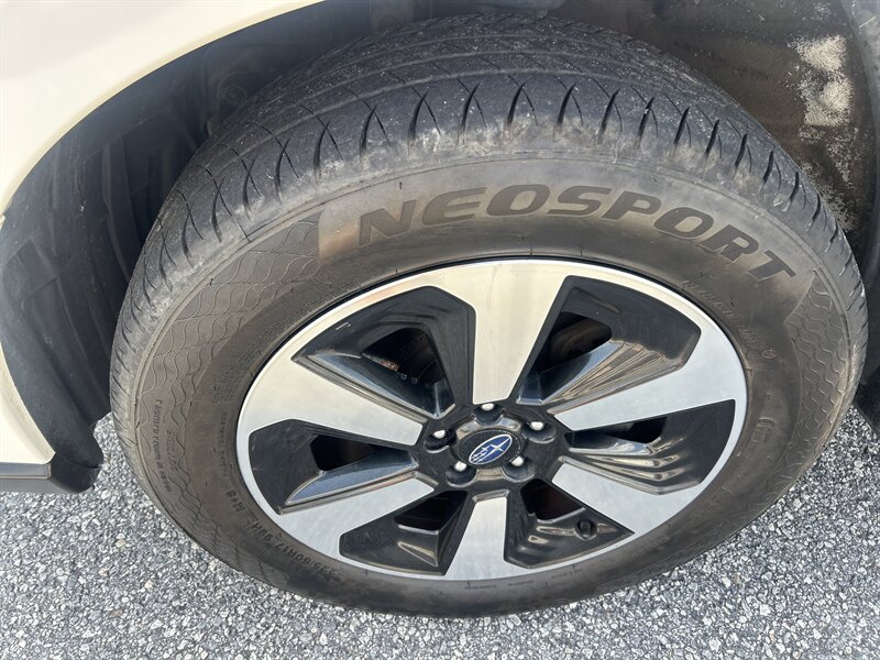 2018 Subaru Forester Premium - Photo 13 - Cleveland, GA 30528