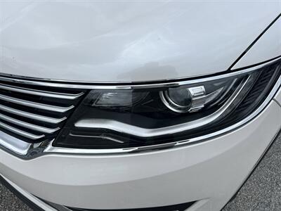 2016 Lincoln MKX Reserve   - Photo 11 - Cleveland, GA 30528
