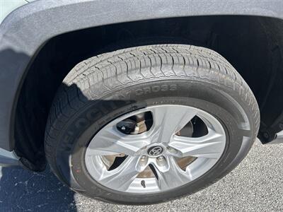 2020 Toyota RAV4 XLE   - Photo 14 - Cleveland, GA 30528