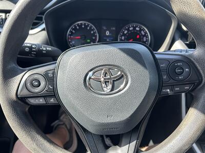 2020 Toyota RAV4 XLE   - Photo 21 - Cleveland, GA 30528