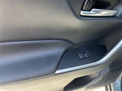 2020 Toyota RAV4 XLE   - Photo 37 - Cleveland, GA 30528