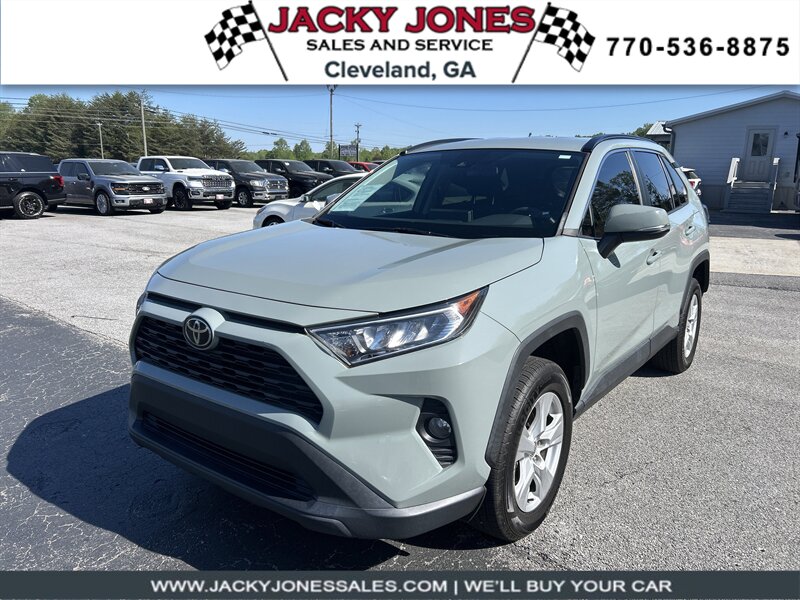 2020 Toyota RAV4 XLE   - Photo 1 - Cleveland, GA 30528