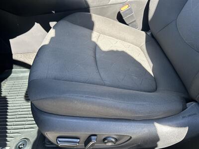2020 Toyota RAV4 XLE   - Photo 17 - Cleveland, GA 30528